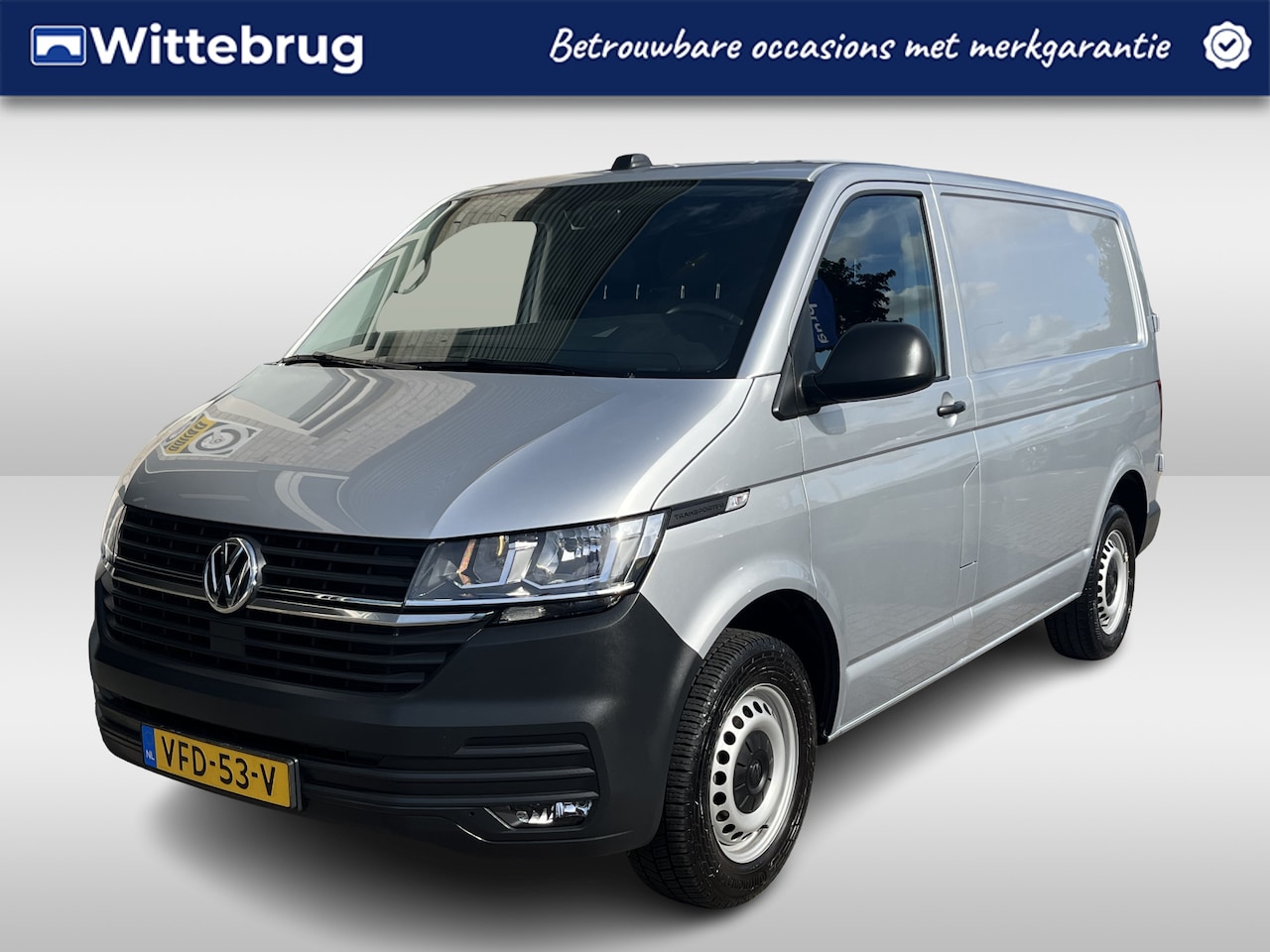 Volkswagen Transporter - 2.0 TDI L1H1 30 Comfortline / CRUISE/ PARKEER SENSOREN/ BLUETOOTH/ APP CONNECT/ NAVI/ AIRC - AutoWereld.nl