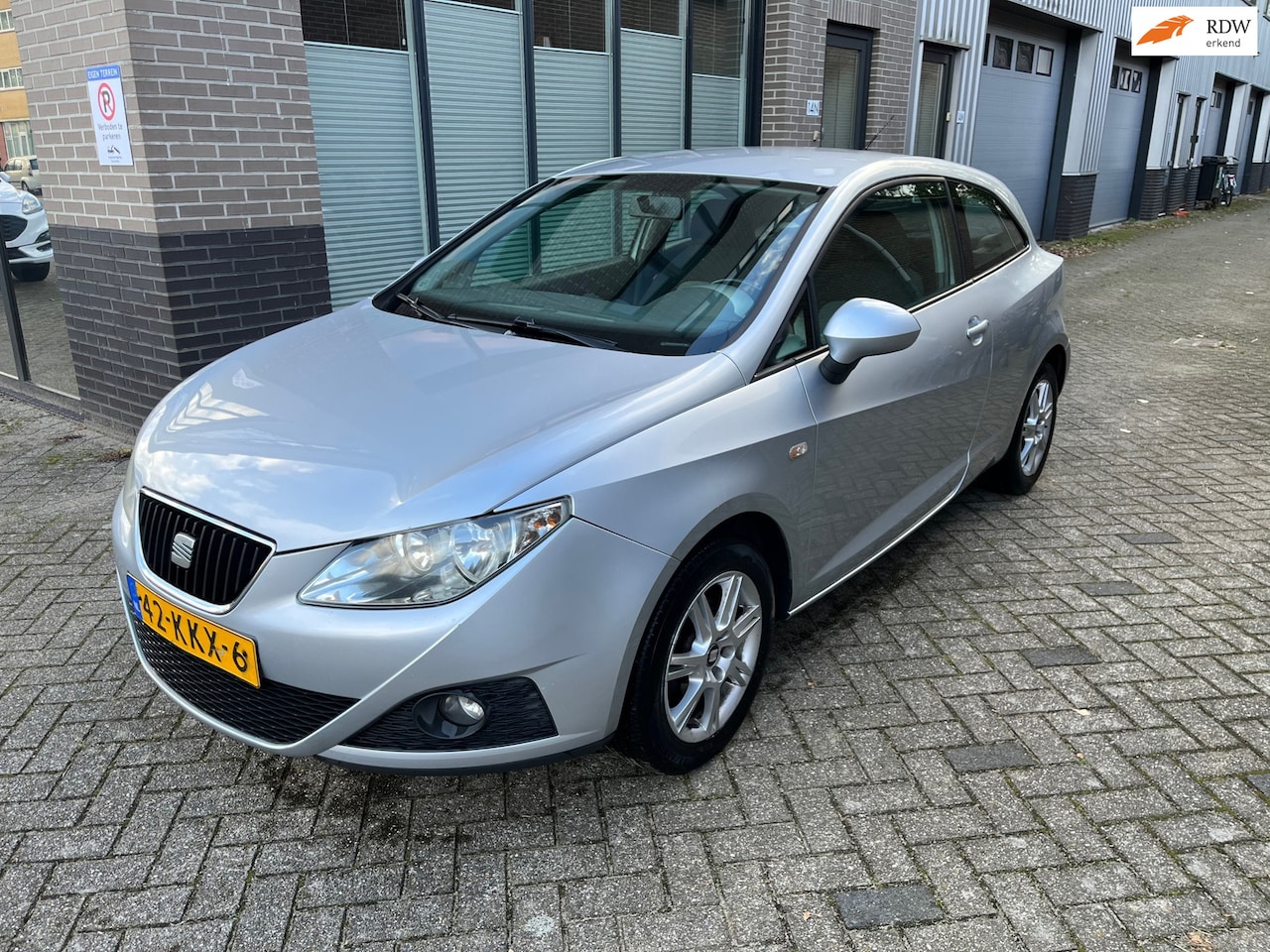 SEAT Ibiza SC - 1.2 Style! Airco! Trekhaak! Nw APK! Nette auto - AutoWereld.nl