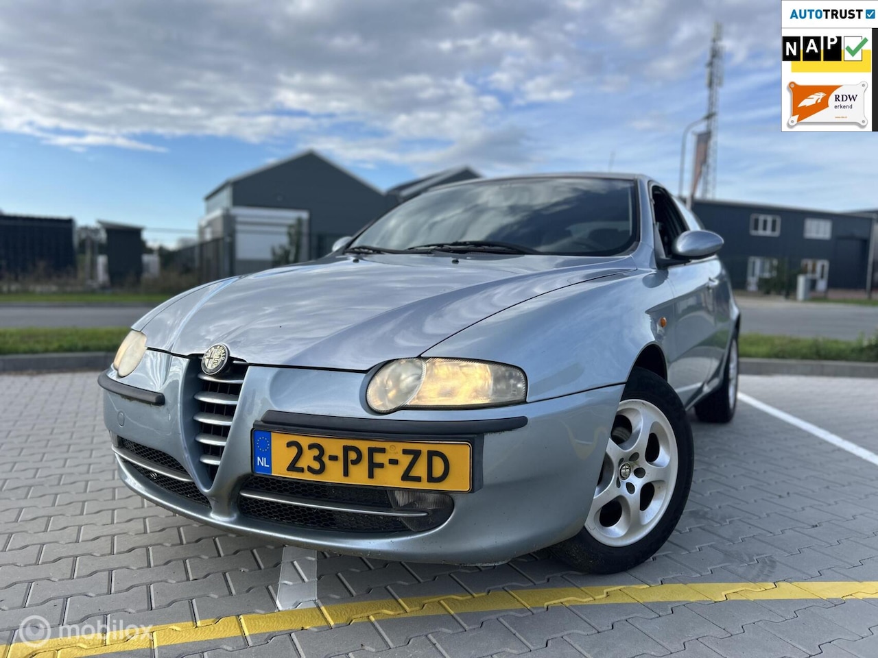 Alfa Romeo 147 - 1.6 T.Spark Ed. Sportiva|NAP|BOEKJES|APK| - AutoWereld.nl
