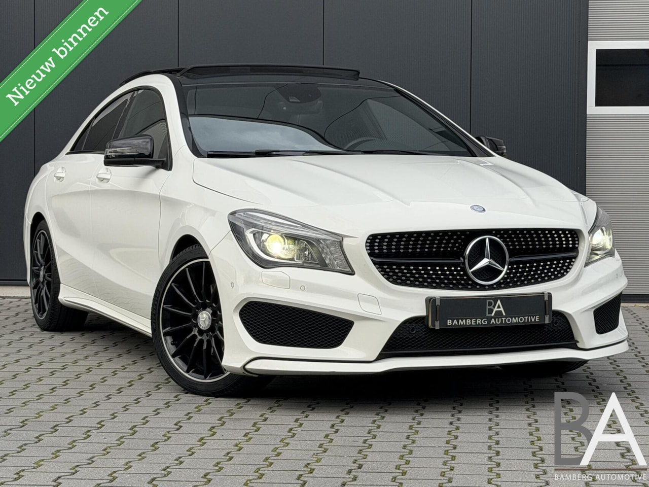 Mercedes-Benz CLA-Klasse - 200 AMG |pano| trekhaak| leder| cruise - AutoWereld.nl