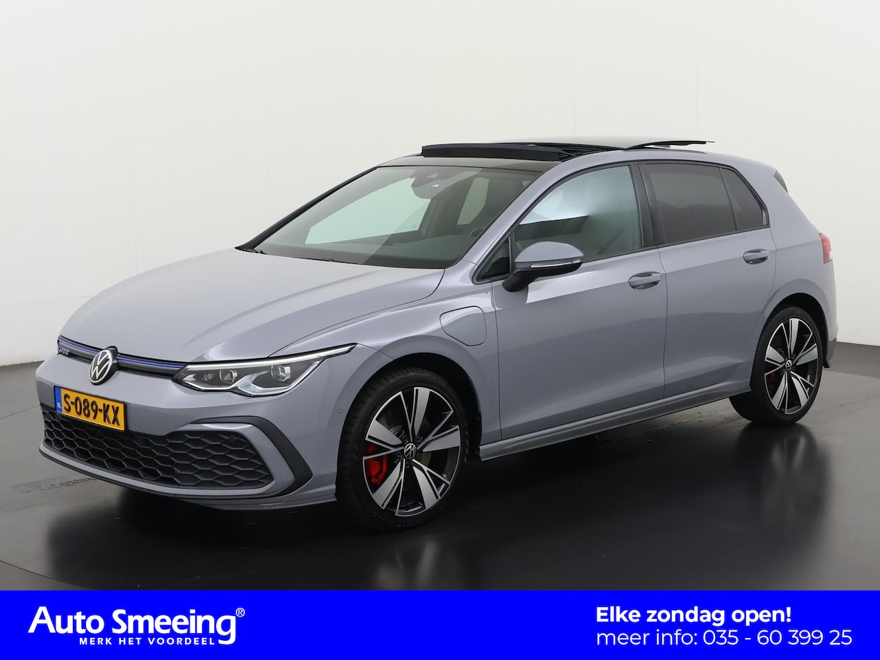 Volkswagen Golf - 1.4 eHybrid GTE | Schuifdak | Stuur & Stoel Verwarming | Digital Cockpit | Blind Spot | Zo - AutoWereld.nl