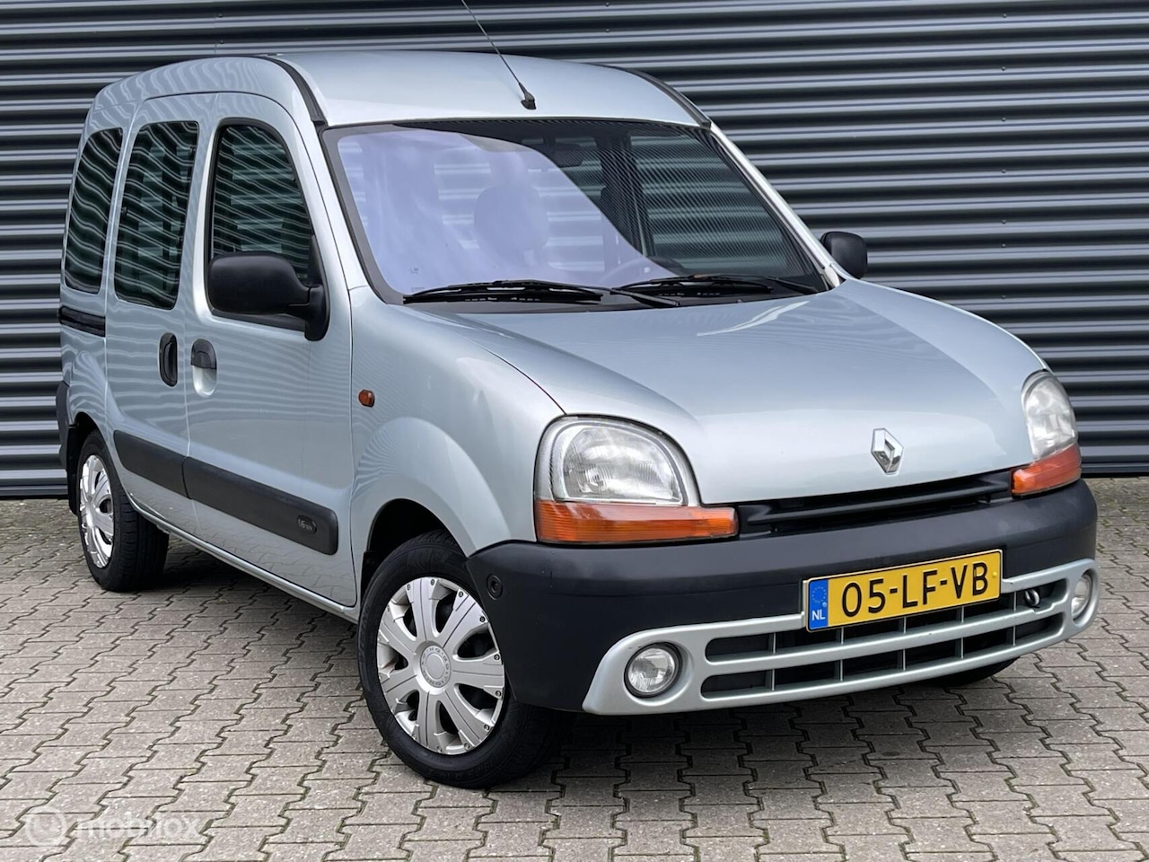 Renault Kangoo - combi 1.6 | Rolstoelbus | invalide voertuig - AutoWereld.nl