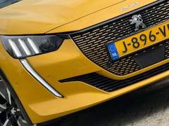 Peugeot e-208 - EV GT 350 50 kWh - Jaune Faro - Carplay/Camera/Panorama - 3-fase