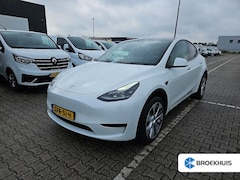 Tesla Model Y - RWD 58 kWh | Panoramadak | Stoelverwarming | Keyless | Dodehoek detectie | | Cruise contro