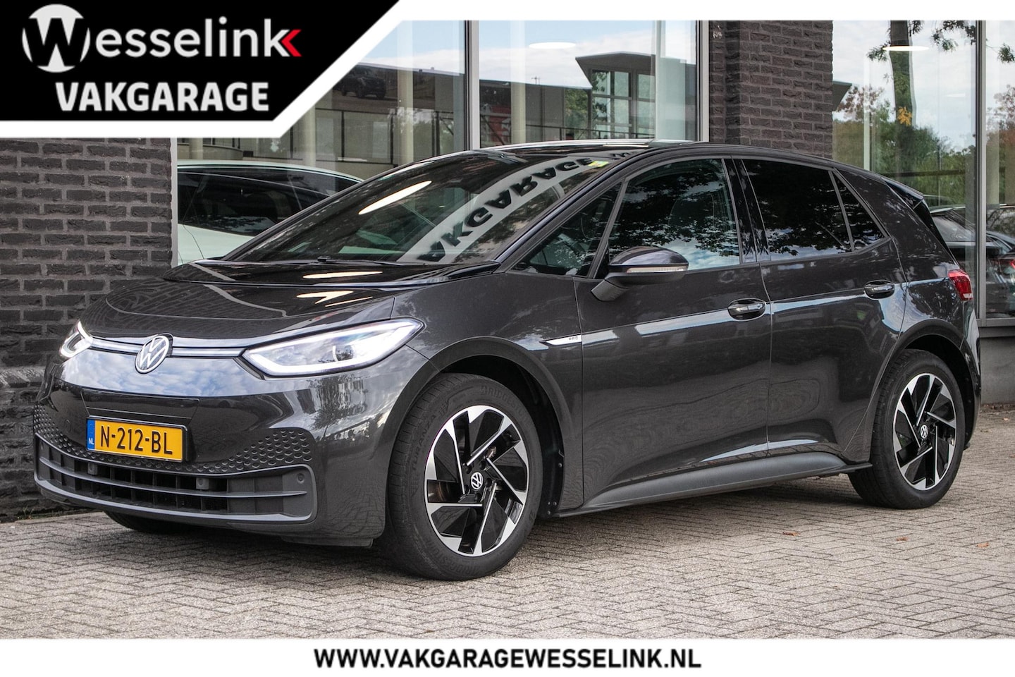 Volkswagen ID.3 - Tech 58 kWh | Panoramadak - AutoWereld.nl