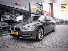 BMW 3-serie Touring - 328i Touring | PDC | Xenon | Navi | PDC | 18" lmv | Trekhaak | Climate