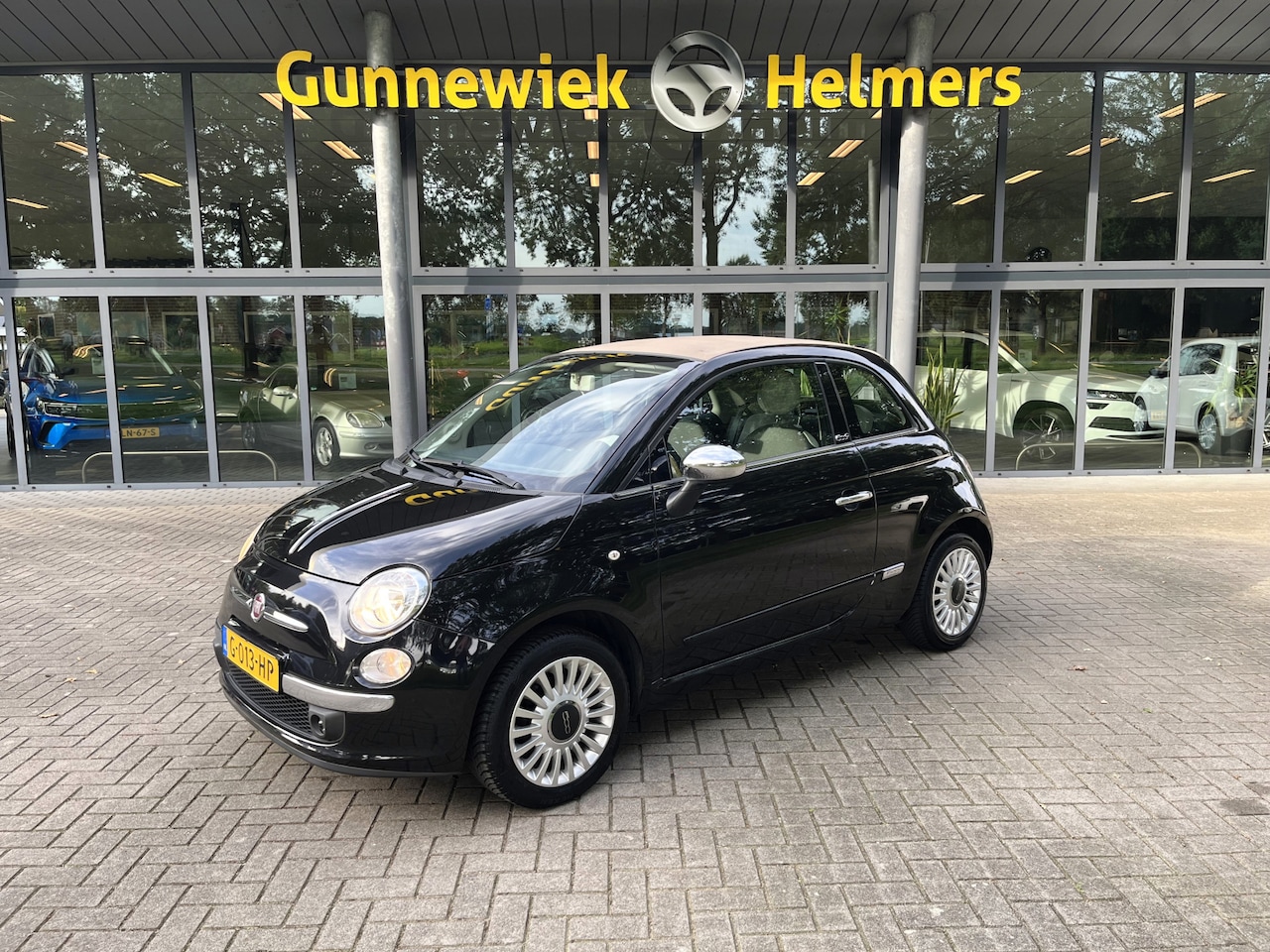 Fiat 500 C - 1.2 Lounge | AIRCO | ALL SEASON | BLUETOOTH | ELEKTRISCHE RAMEN | LM 15" | PDC - AutoWereld.nl