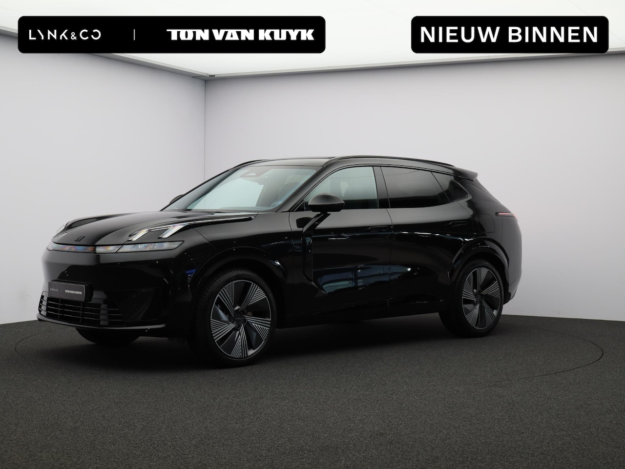 Lynk & Co 08 - 1.5 More / Panoramadak / 360 Camera / Harman Kardon audio / Massage + Ventilatie voorstoel - AutoWereld.nl