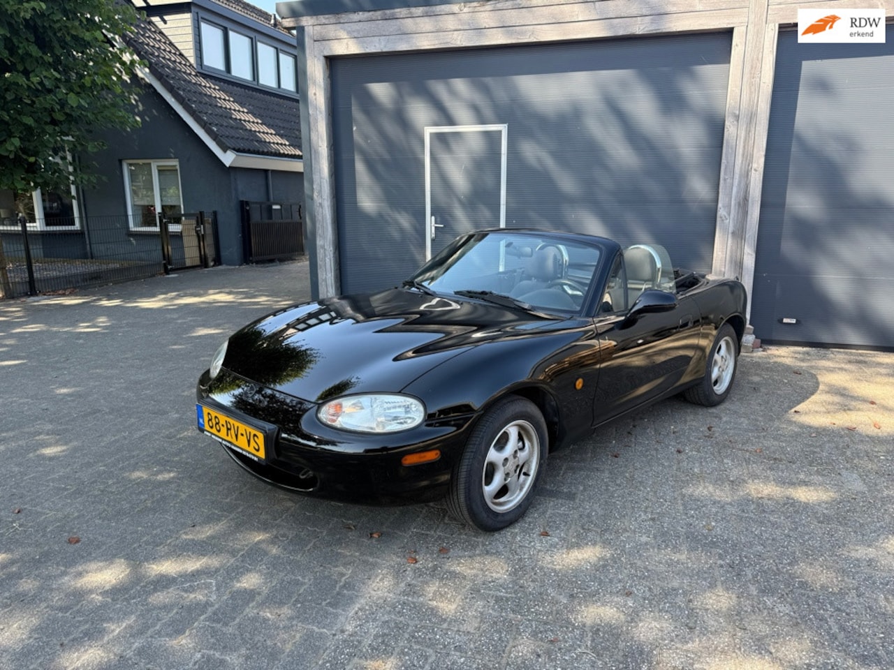 Mazda MX-5 - 1.6i 1.6i - AutoWereld.nl