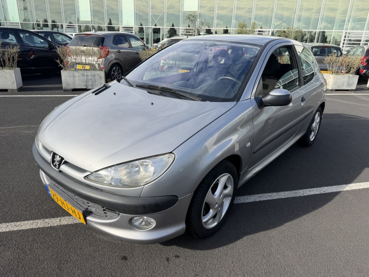 Peugeot 206 - 1.6-16V XS 1.6-16V XS - AutoWereld.nl