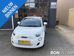 Fiat 500e - Icon 42 kWh SOH 99, 5%/ Airco clima/ Apple carplay/ Cruise/ Camera/ PDC/ LMV/ Stoel verw