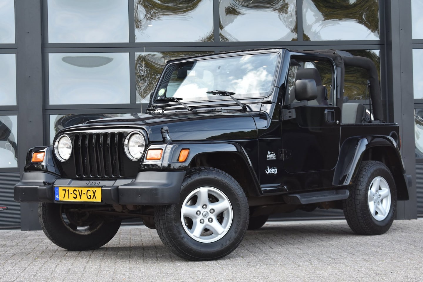 Jeep Wrangler - 4.0i Hardtop Sahara '06 Cruise Airco Hardtop/Softtop Inruil mogelijk - AutoWereld.nl