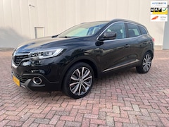 Renault Kadjar - 1.2 TCe Bose 1e eigenaar bomvol opties pano*navigatie*leder bekleding*camera*stoelverwarmi