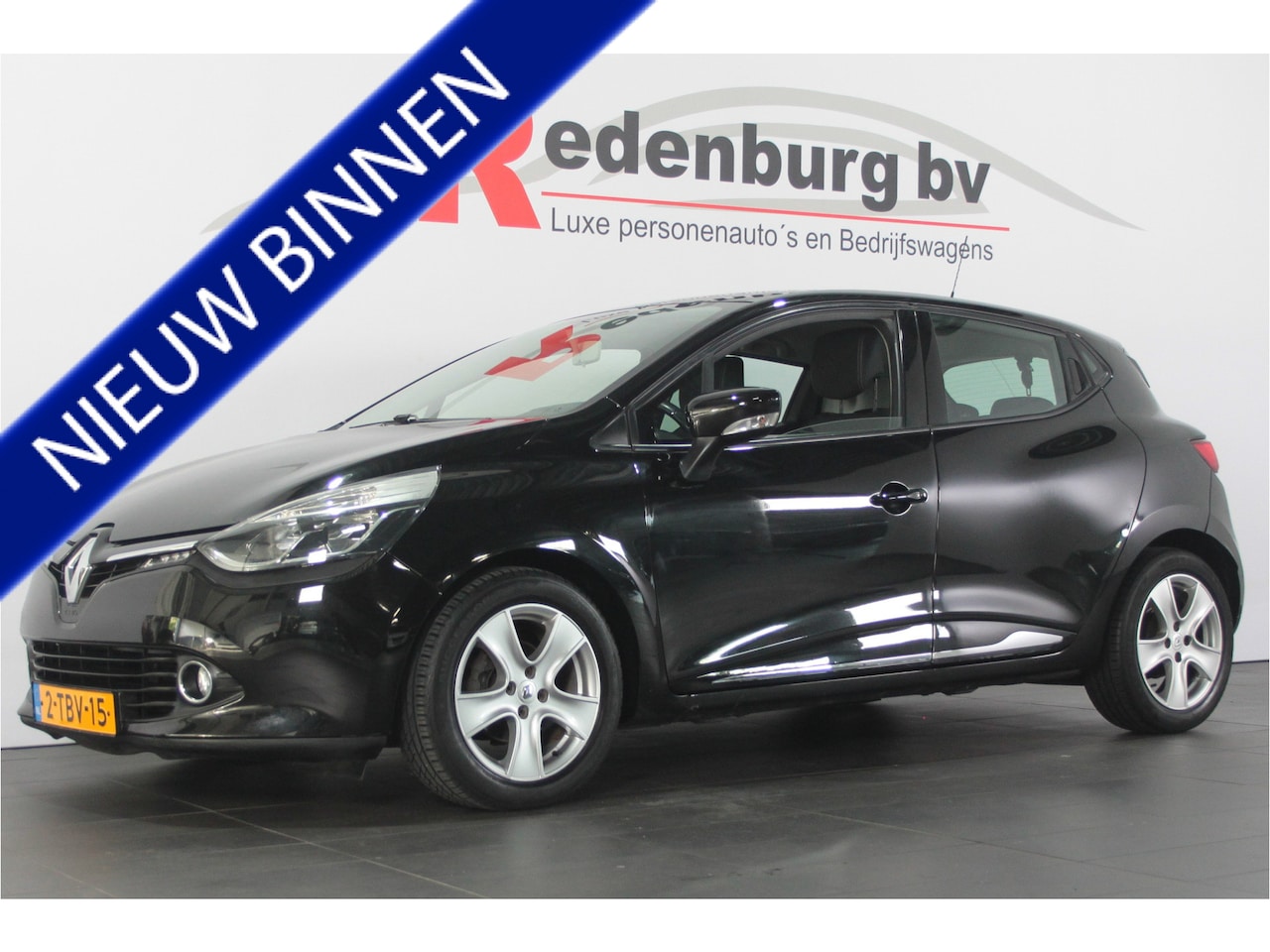 Renault Clio - 0.9 TCe Expression - Airco  / Bluetooth / Navi - AutoWereld.nl