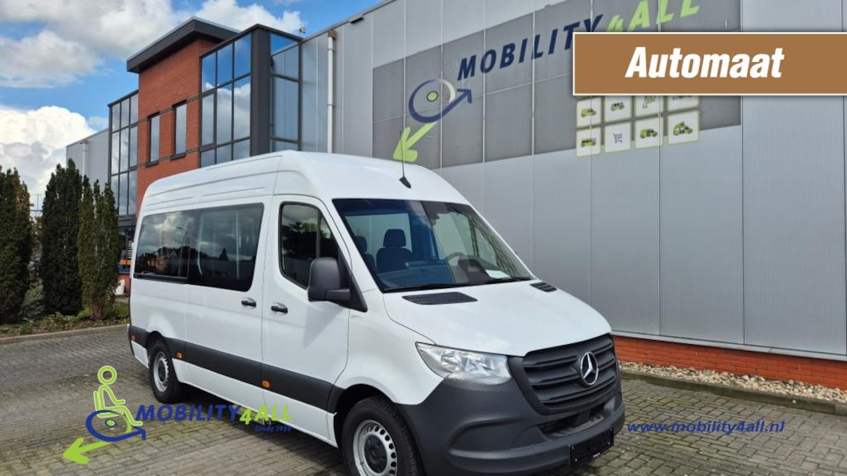 Mercedes-Benz Sprinter - NIEUW  9-persoons Rolstoelbus met e-lift  Incl- BPM - AutoWereld.nl