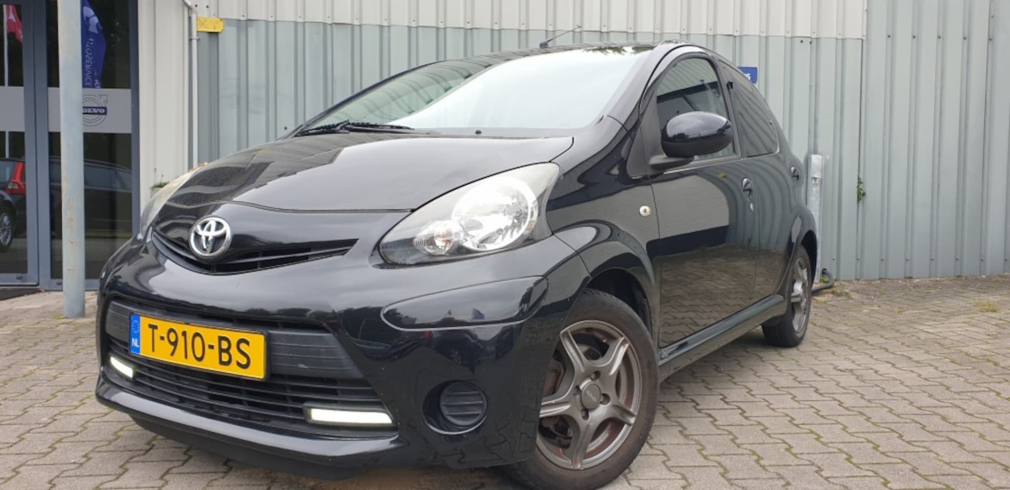 Toyota Aygo - 1.0 VVT-i Comfort 1.0 VVT-I COMFORT - AutoWereld.nl