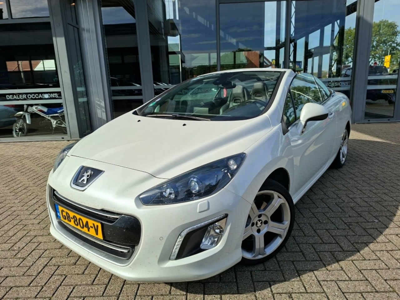 Peugeot 308 - 308 CC 1.6 THP ROLAND GAROS NAVI LEDER PDC LMV - AutoWereld.nl