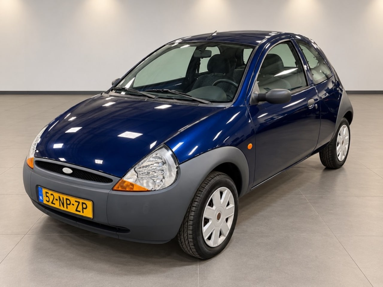 Ford Ka - 1.3 2004 slechts 72.000km APK nieuw 10-27 - AutoWereld.nl