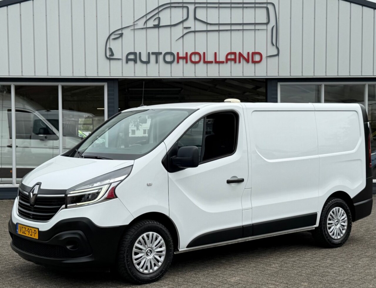 Renault Trafic - 2.0 DCI 88KW 120PK EURO 6 NAVIGATIE/ AIRCO/ CRUISE CONTROL/ 100% DEALERONDERHOUDEN - AutoWereld.nl