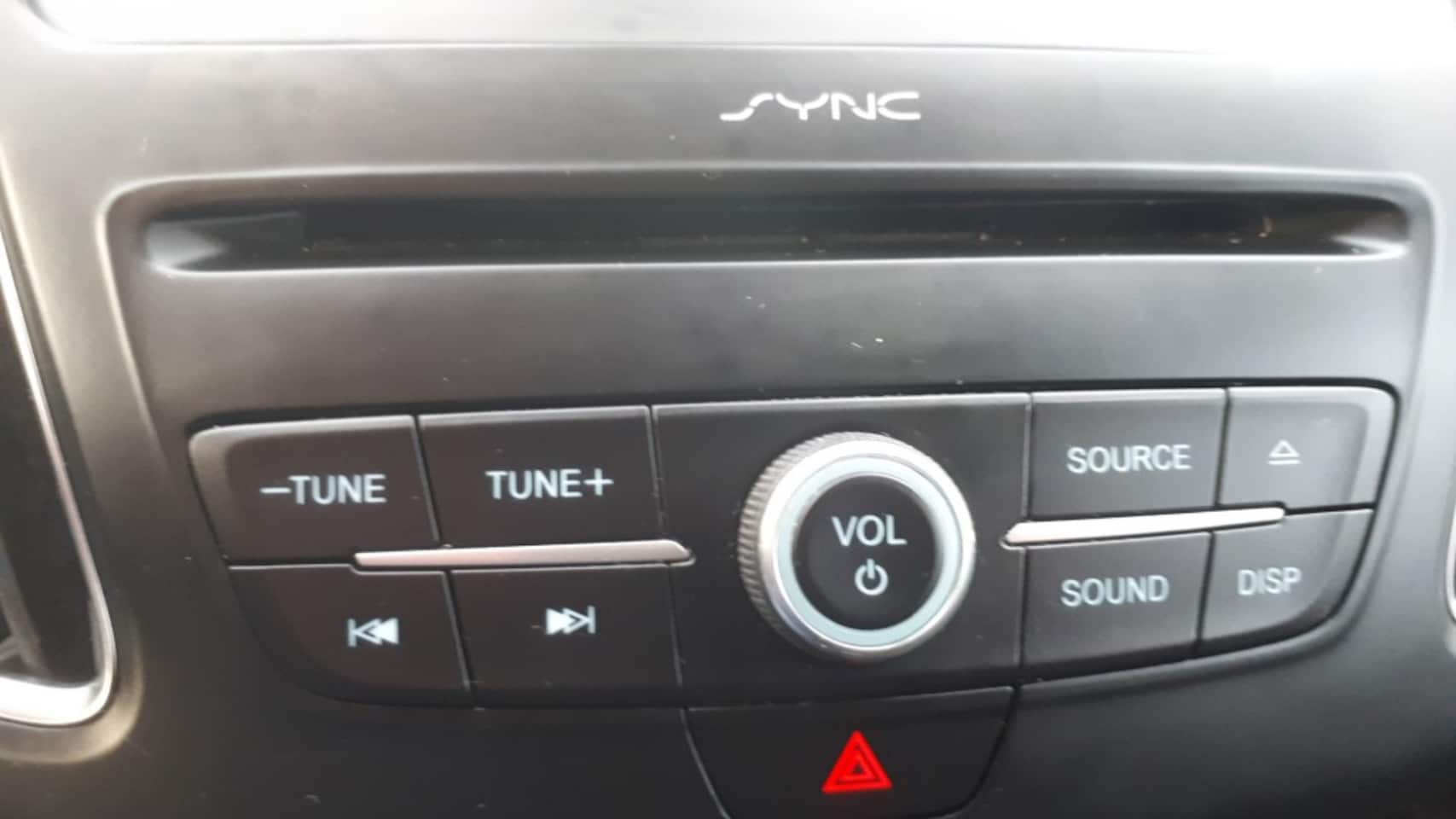 Ford Focus - 1.0 Lease Edition RADIO CD/CLIMATE/NAVI/CRUISE/CV