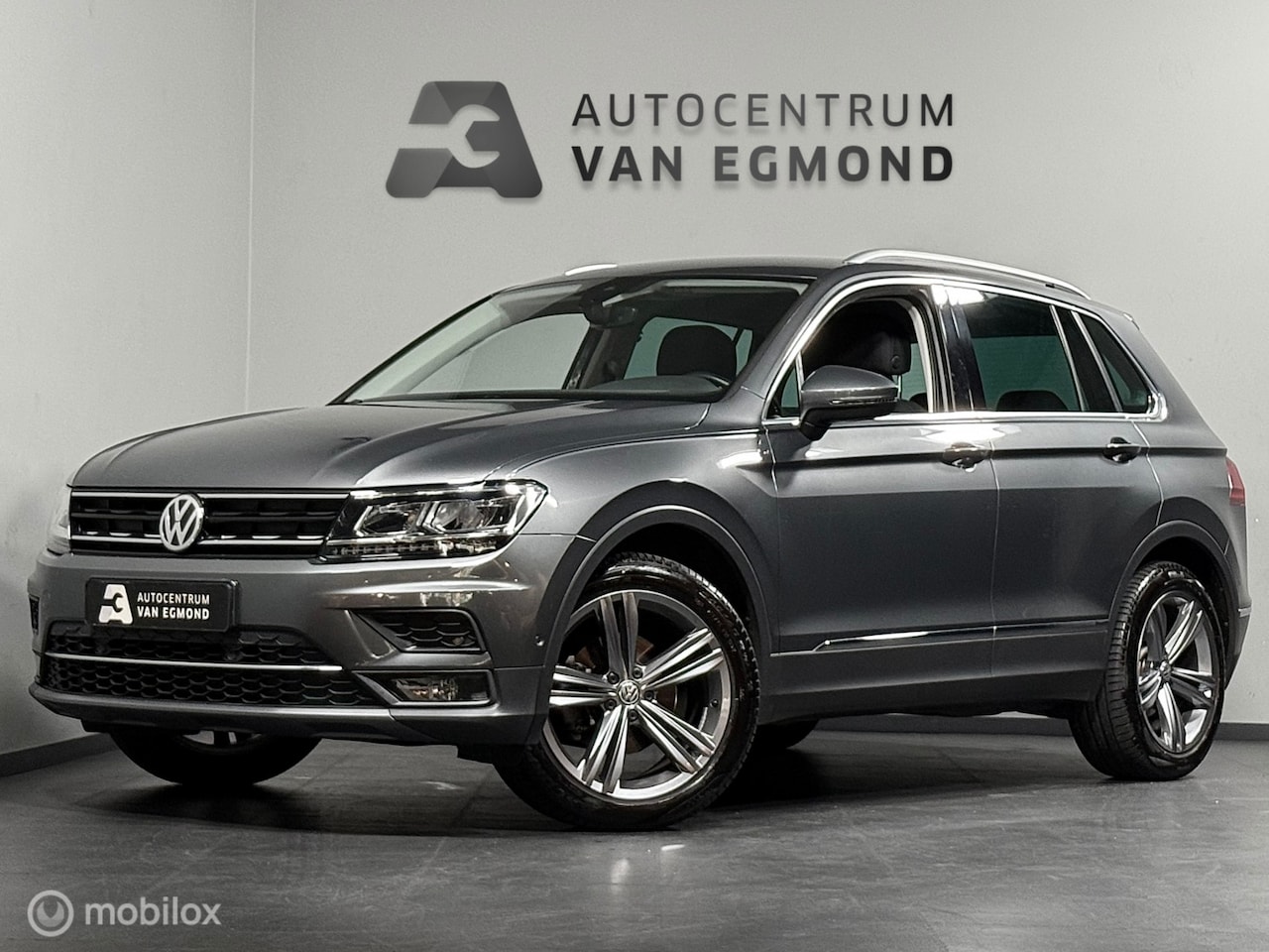 Volkswagen Tiguan - 1.5 TSI DSG Highline | TREKHAAK | KEYLESS - AutoWereld.nl