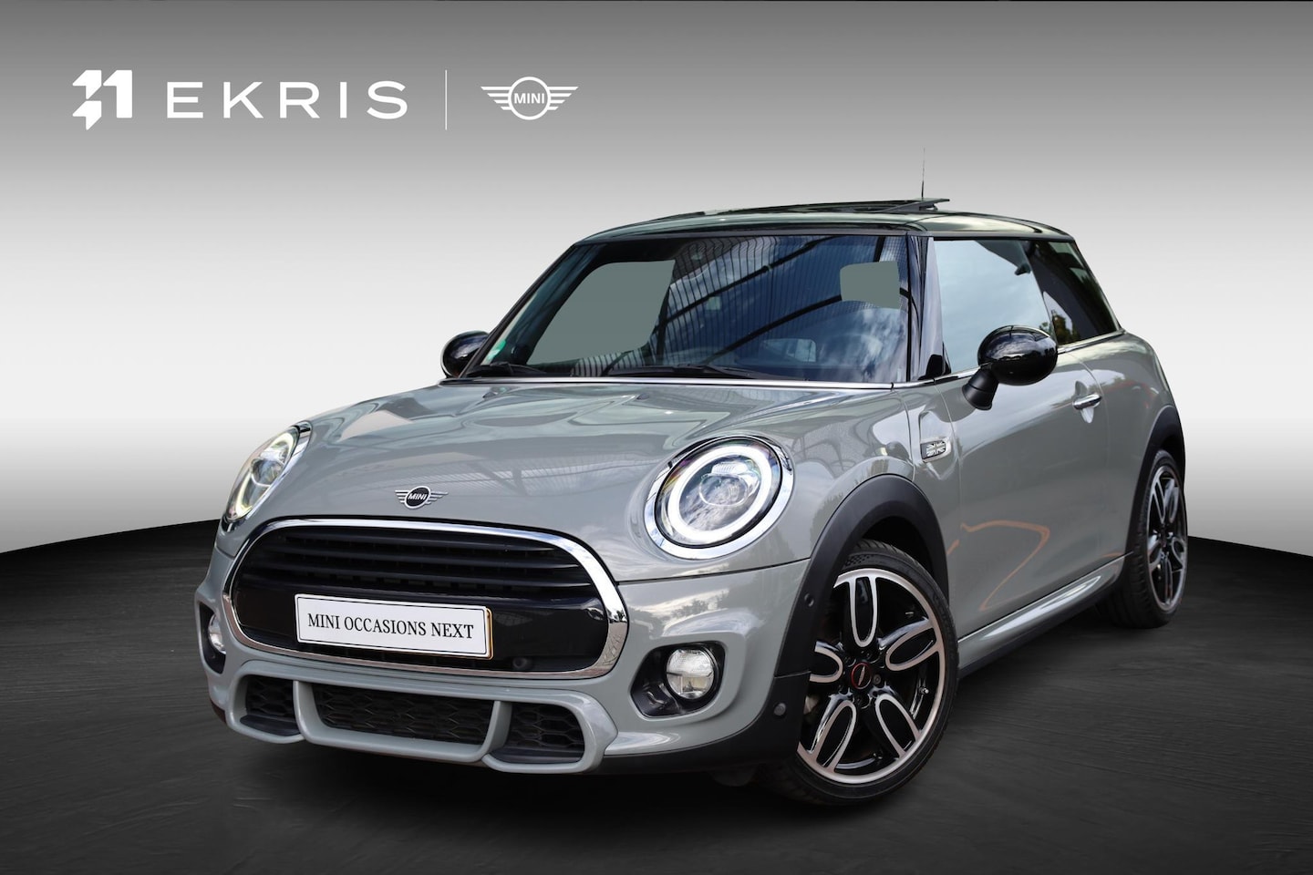 MINI 3-Deurs - Cooper | Panoramadak | Comforttoegang | Stoelverwarming | Park Distance Control (PDC) | Ha - AutoWereld.nl