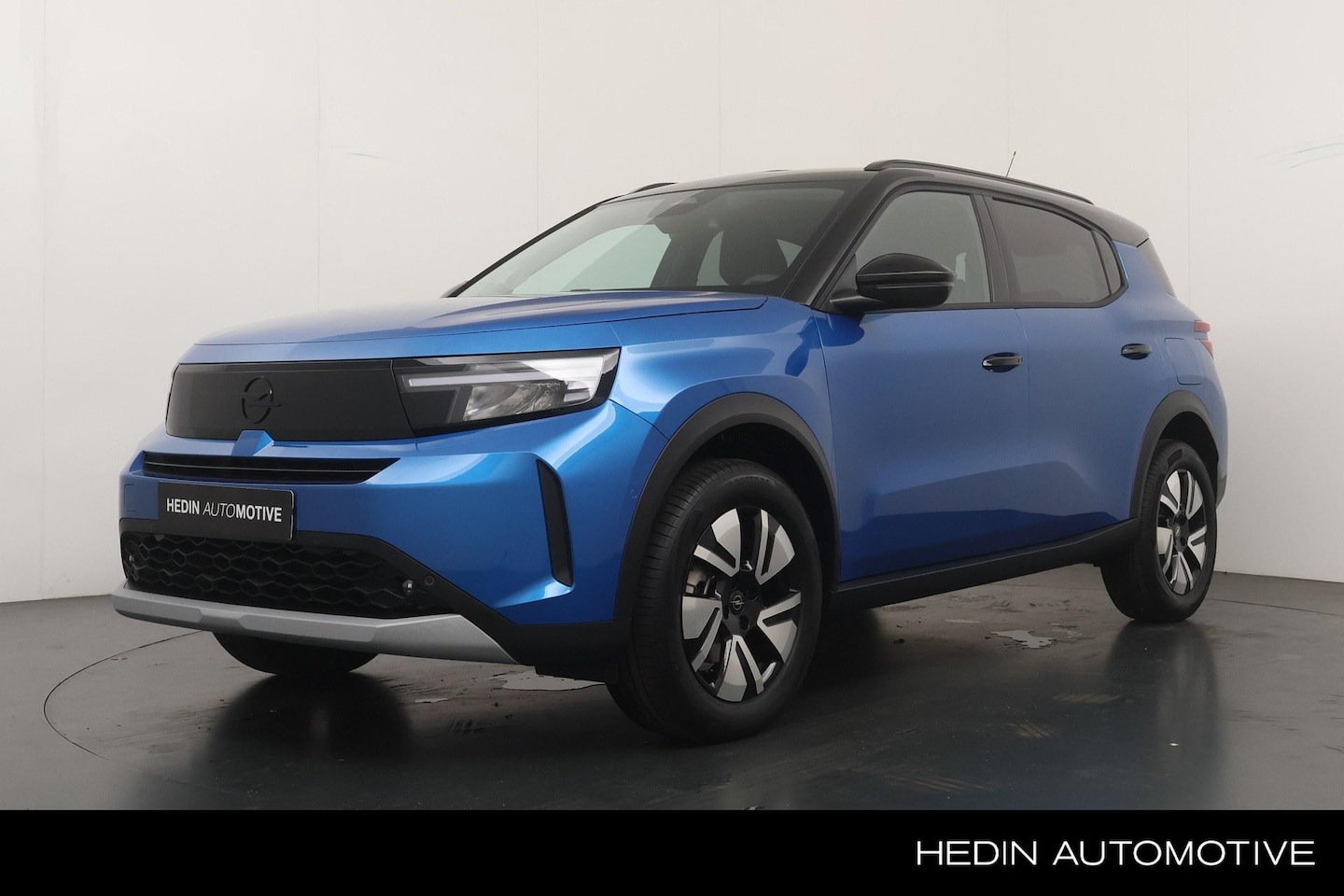 Opel Frontera - 1.2 Turbo Hybrid GS | Stoel en stuurverwarming | Dakrailing| Keyless start/entry | Apple c - AutoWereld.nl