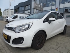 Kia Rio - 1.2 CVVT Super Pack lichte schade 2 portieren