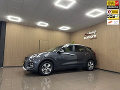 Kia Niro - 1.6 GDi Hybrid DynamicLine * Trekhaak / Carplay / LM Velgen / Navigatie / NL Auto