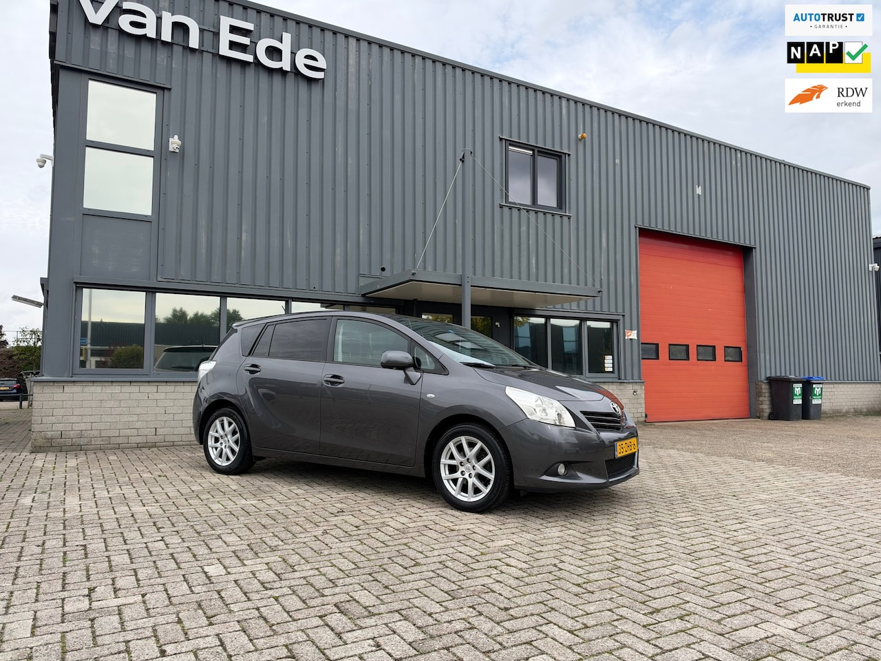 Toyota Verso - 1.8 VVT-i Business 7p. Navi Pano Camera 1e Eig.! - AutoWereld.nl