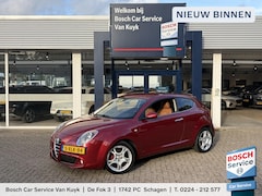 Alfa Romeo MiTo - 0.9 TwinAir Distinctive / NL-Auto / Vol-Leder / 2e-Eigenaar / Rijklaar, net nieuwe Beurt+A