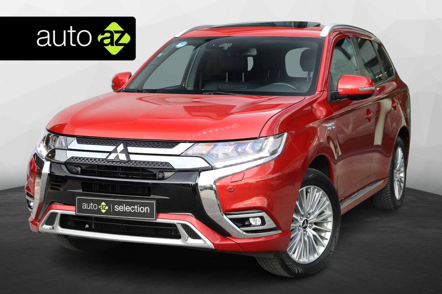 Mitsubishi Outlander - 2.4 PHEV S-Edition / Pano / Stuur en stoelverwarming / Adaptive cruise - AutoWereld.nl
