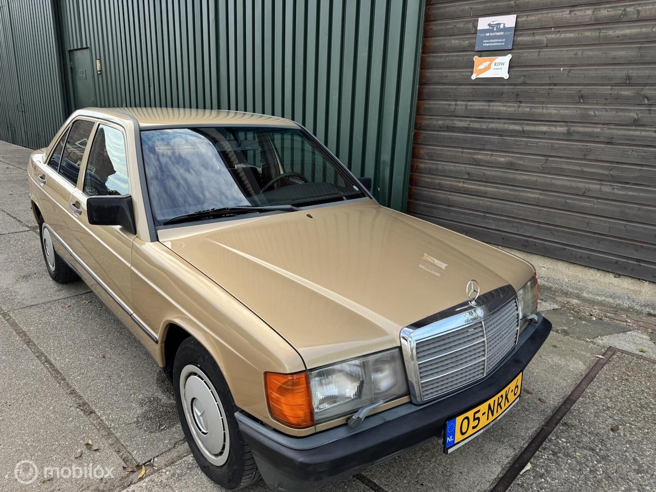 Mercedes-Benz 190-serie - 2.0 E 2.0 E - AutoWereld.nl