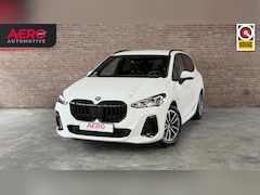 BMW 2-serie Active Tourer - 220i Camera / Navi / CarPlay / DAB