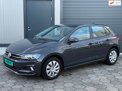 Volkswagen Polo - 1.0 Trendline Carplay, ACC, Stoelverwarming etc