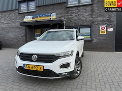 Volkswagen T-Roc - 1.0 TSI Style | 1E EGENAAR | 3/6 OF 12MND GARANTIE | PANODAK | ACC | LANE ASSIST | AIRCO |
