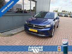Volkswagen Taigo - 1.0 TSi Life Bns. LEDER/CAMERA/NAVI/ADAPT.CRUISE/WINTERPACK/PDC