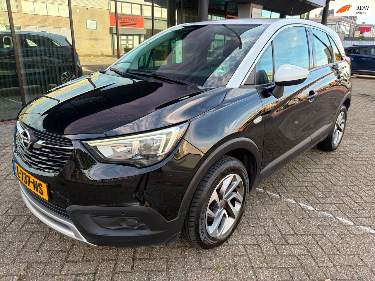 Opel Crossland X - 1.2 Turbo Innovation / Keyless / Carplay / Stuurverw. / LED - AutoWereld.nl