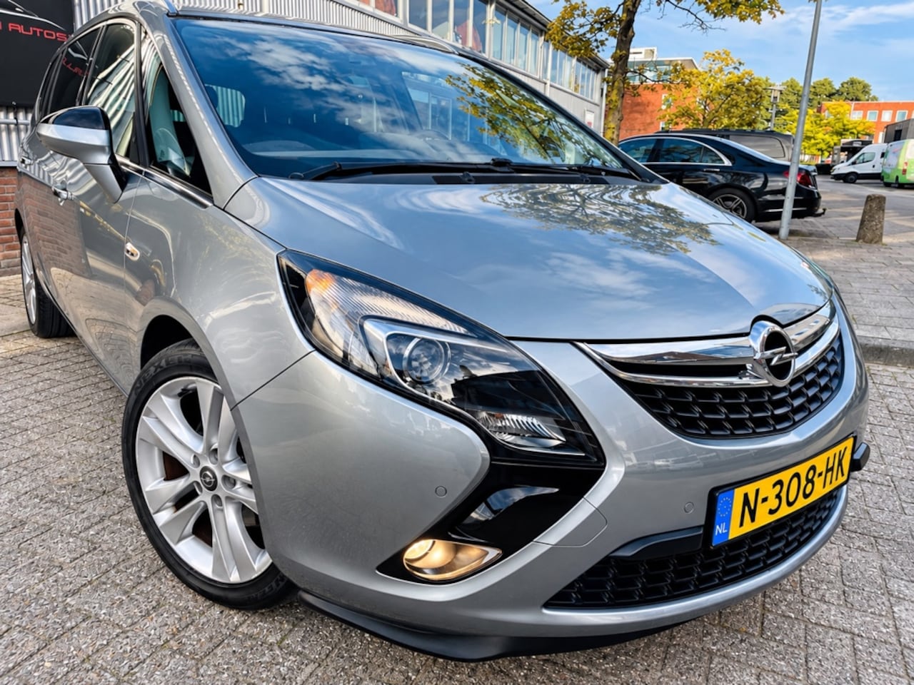 Opel Zafira Tourer - 1.4 Cosmo 5 P AIRCO HALF LEDER TREKHAAK - AutoWereld.nl