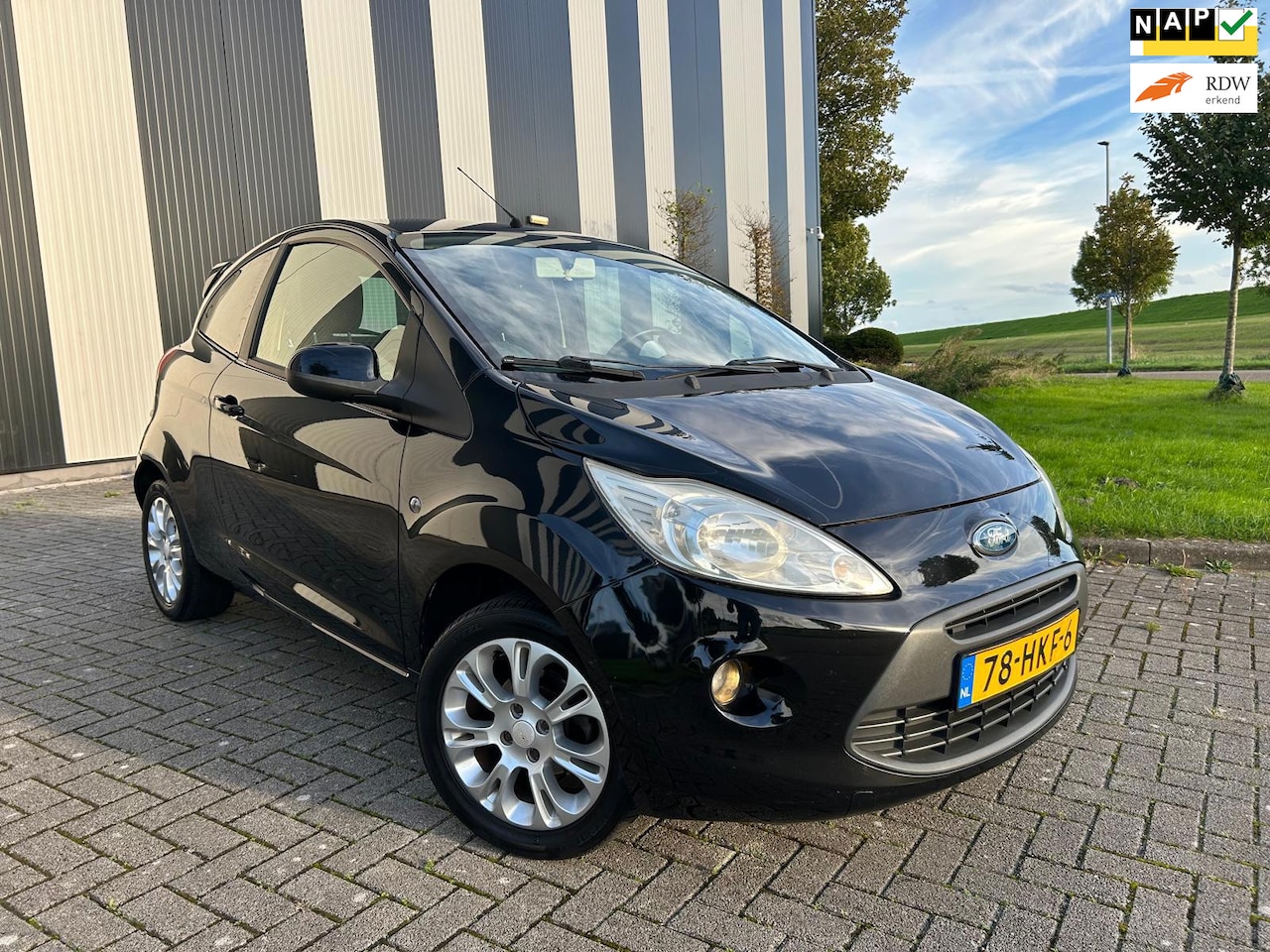 Ford Ka - 1.2 Titanium 2e Eigenaar-Lage Km-Airco-Lmv-Elekpakket - AutoWereld.nl