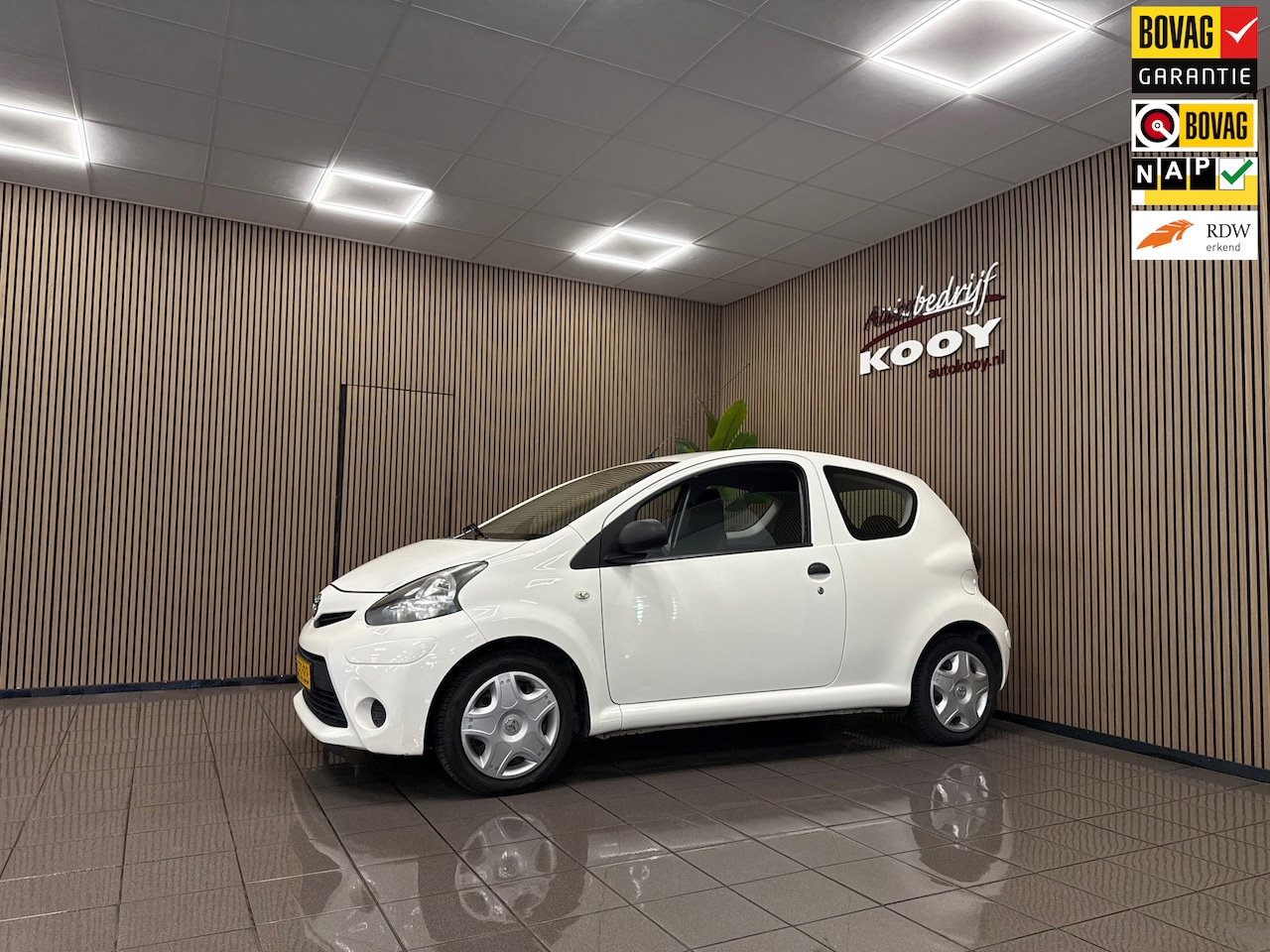 Toyota Aygo - 1.0 VVT-i Access * Nieuwe APK / NL Auto * - AutoWereld.nl