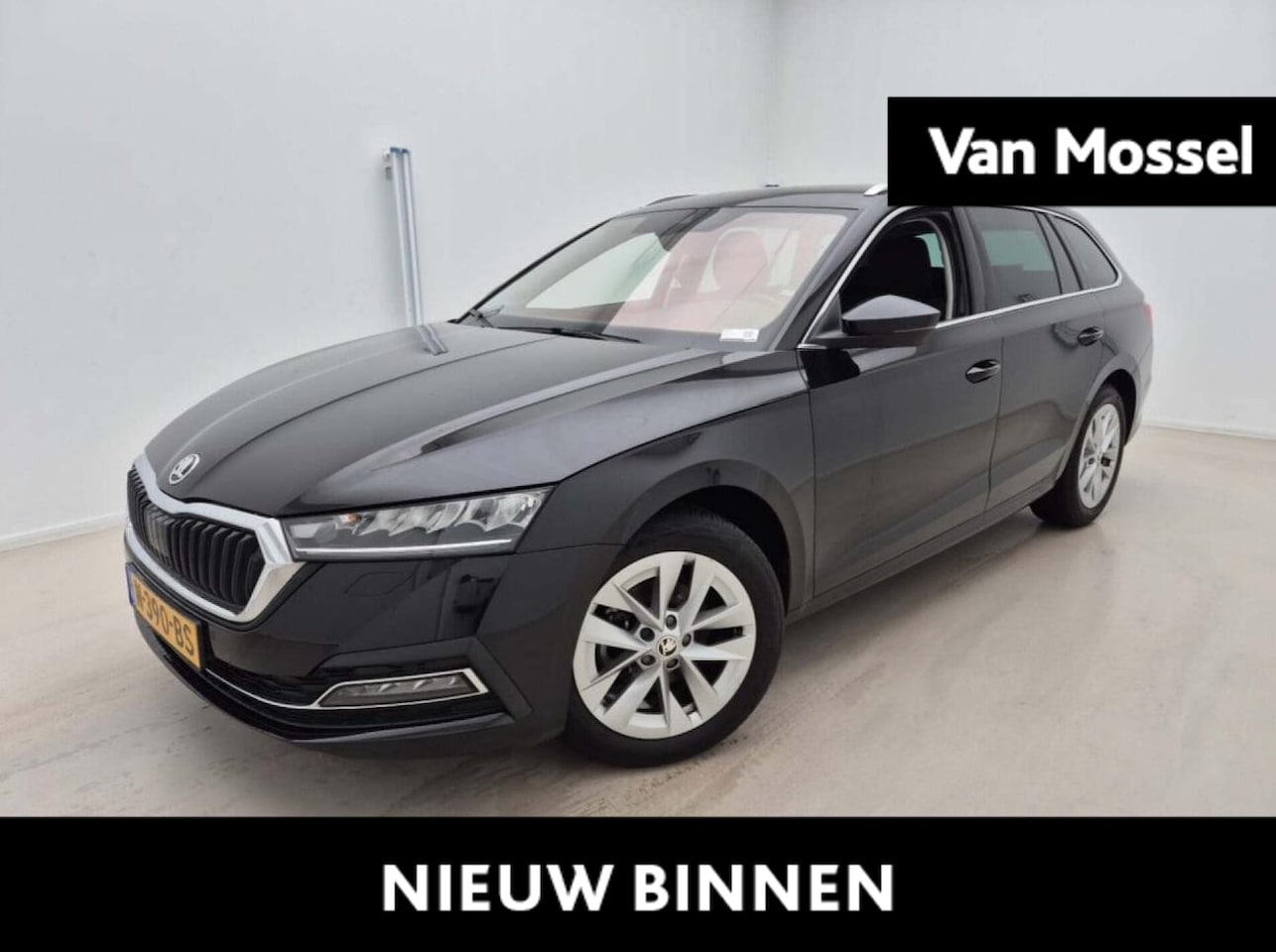 Skoda Octavia Combi - 1.5 e-TSI Business Edition Plus | WORDT VERWACHT | TREKHAAK | STOELVERWARMING | STUURVERWA - AutoWereld.nl