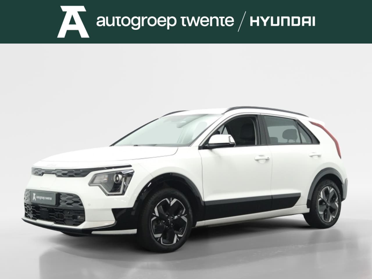 Kia Niro EV - DynamicLine 64.8 kWh 204PK | Navigatie | Camera | Stoelverwarming - AutoWereld.nl