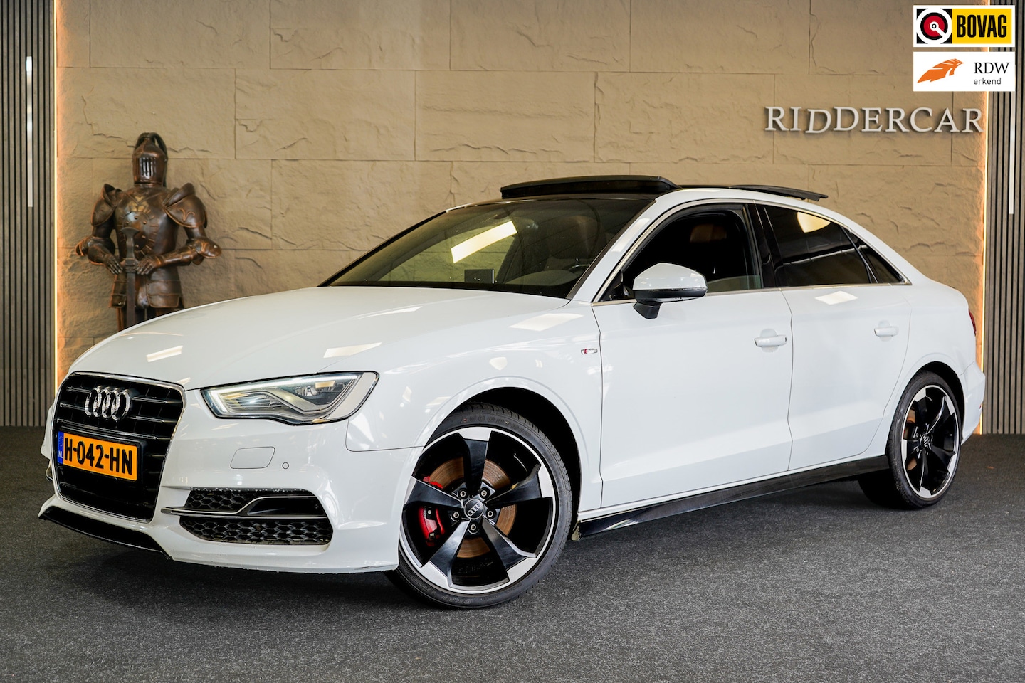 Audi A3 Limousine - 1.8 TFSI Ambition Pro Line S-LINE 3X|PANO|CRUISE|LEDER|ELEK STOELEN|CAMERA|HANDEL|EXPORT - AutoWereld.nl