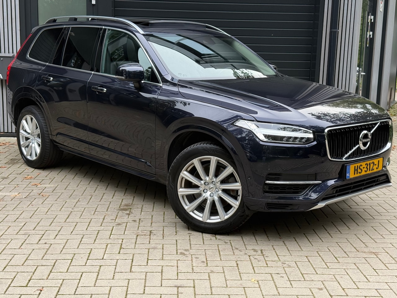 Volvo XC90 - 2.0 T8 Twin Engine AWD Momentum 2.0 T8 Twin Engine AWD Momentum - AutoWereld.nl