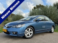 Honda Civic - 1.3 Hybrid Automaat | 1e Eigenaar | Clima | Stoelverwarming | Trekhaak | Velours | 15" Vel