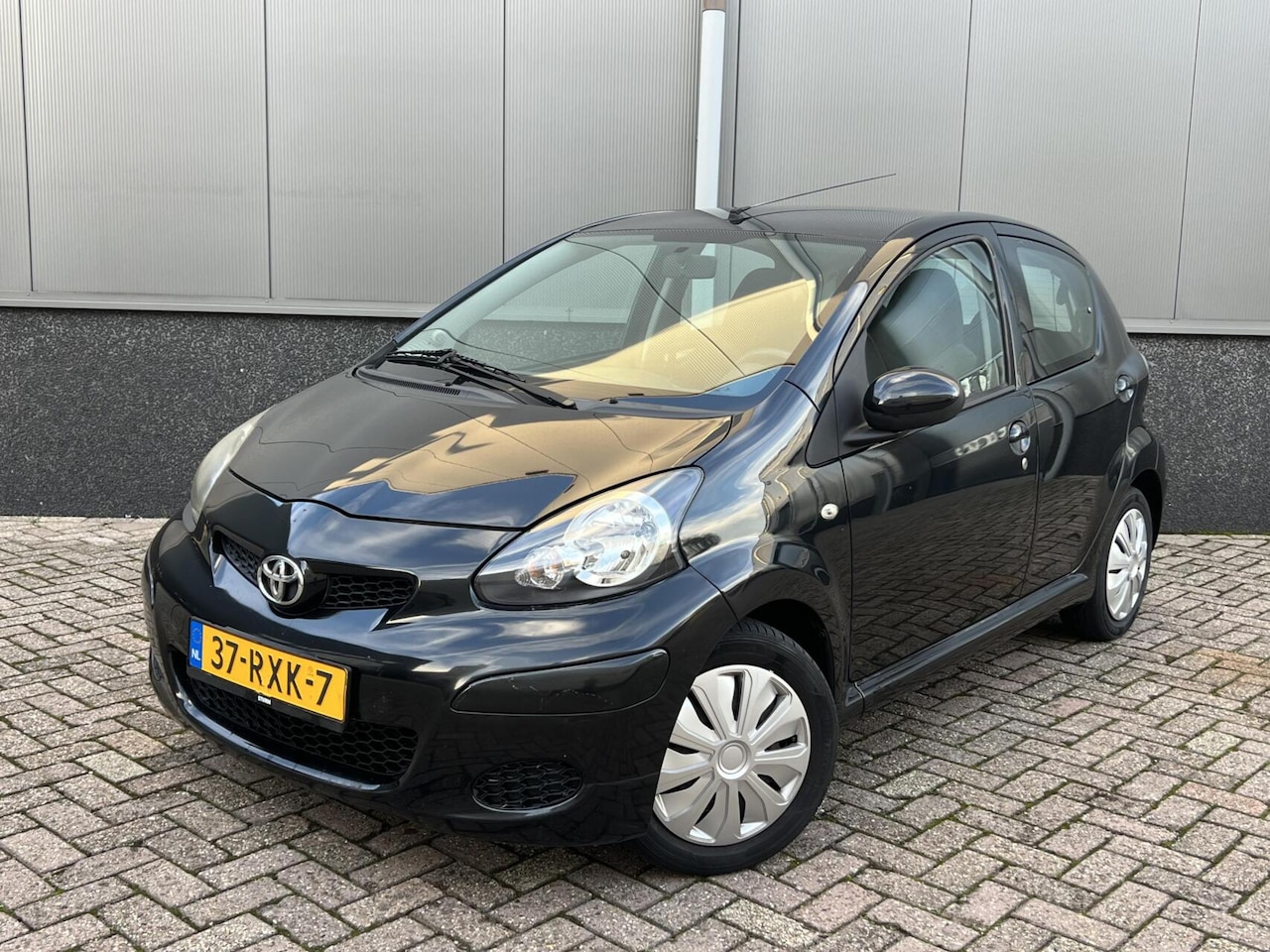 Toyota Aygo - 1.0-12V Dynamic Navigator 2e Eig Airco NAP - AutoWereld.nl