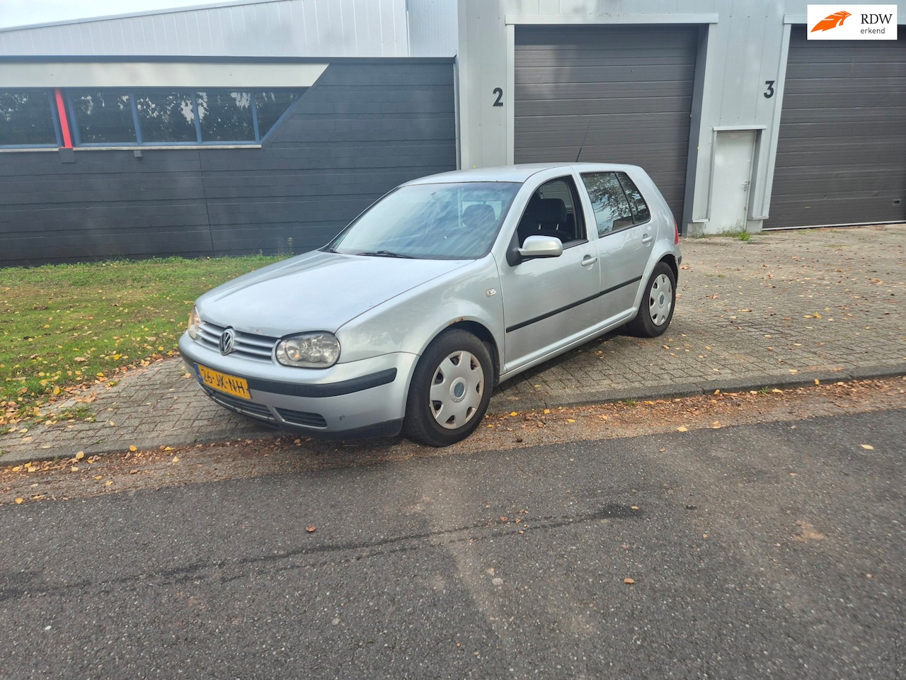 Volkswagen Golf - 1.9 TDI Comfortline 2002 5 DEURS AIRCO RIJDT GOED - AutoWereld.nl