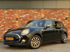 MINI Clubman - 1.5 Cooper Serious Business Stoelverw Pdc Two-Tone Clima Voll.Onderhouden