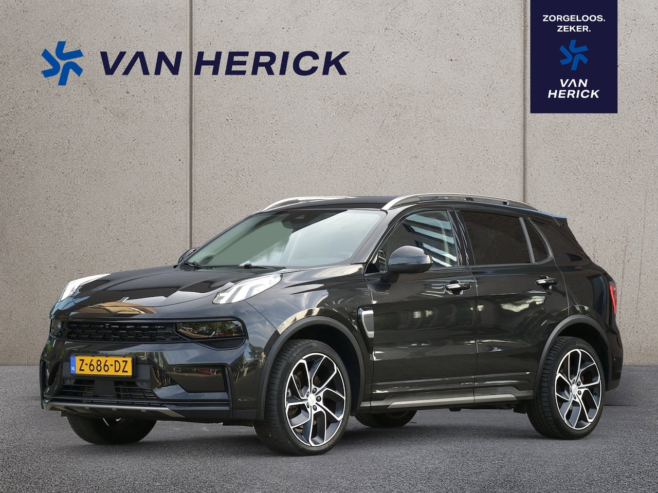Lynk & Co 01 - 1.5 Plug-In Hybrid | Full Black | Panoramadak | Infinity Audio - AutoWereld.nl